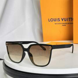 Picture of Louis Vuitton Sunglasses _SKUfw74860893fw